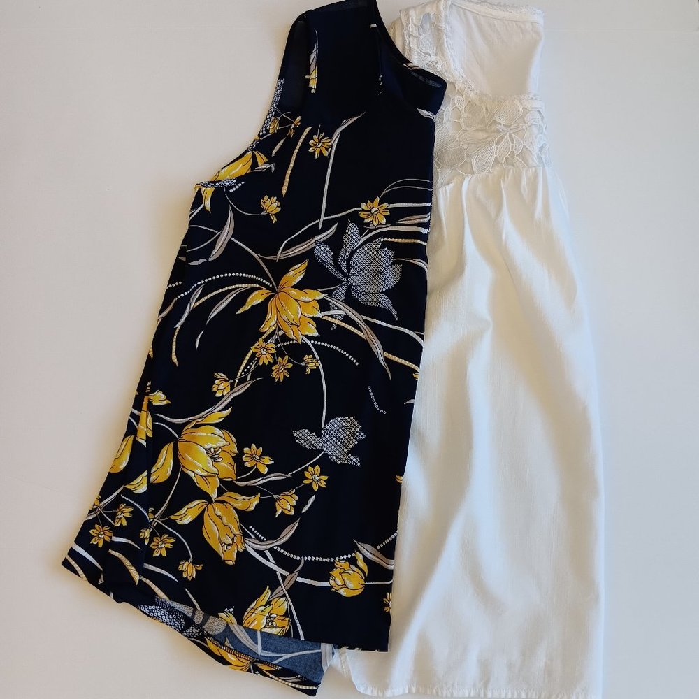 Lot of Two SJS/Knox Rose Women's Sleeveless Tops Blue Floral And White Size L
